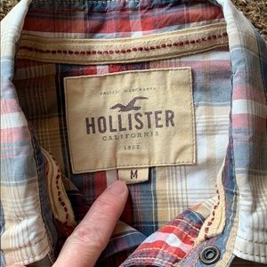 Men’s medium snap button shirt. Great condition!